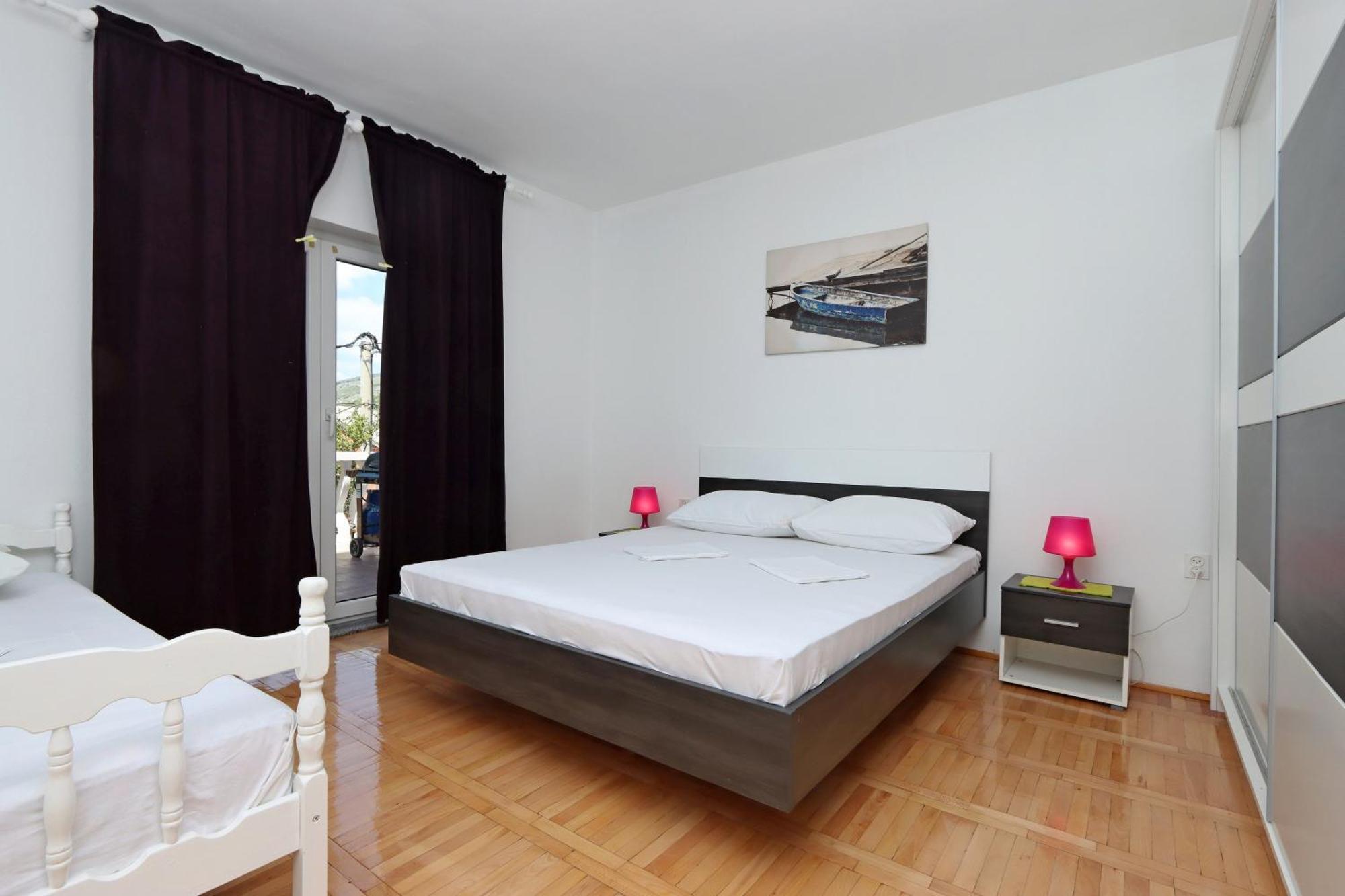 Apartments With A Parking Space Senj - 5571 Exterior photo